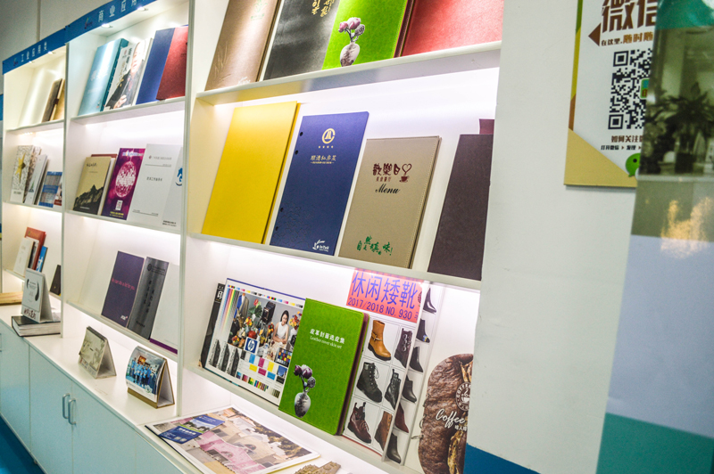 印特麗廣州數(shù)碼快印專注于為客戶提供快速便利的文件印制服務(wù)及數(shù)碼快印相關(guān)衍生服務(wù)，通過網(wǎng)絡(luò)為客戶提供7x24小時(shí)服務(wù)和快速物流配送，營業(yè)范圍覆蓋珠三角地區(qū)。